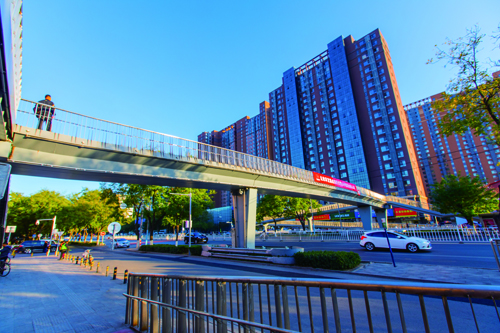 昌平區(qū)南環(huán)路人行過街天橋工程